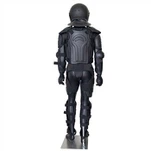 Costum anti-revoltă ignifug