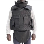Vestă militară antiglonț